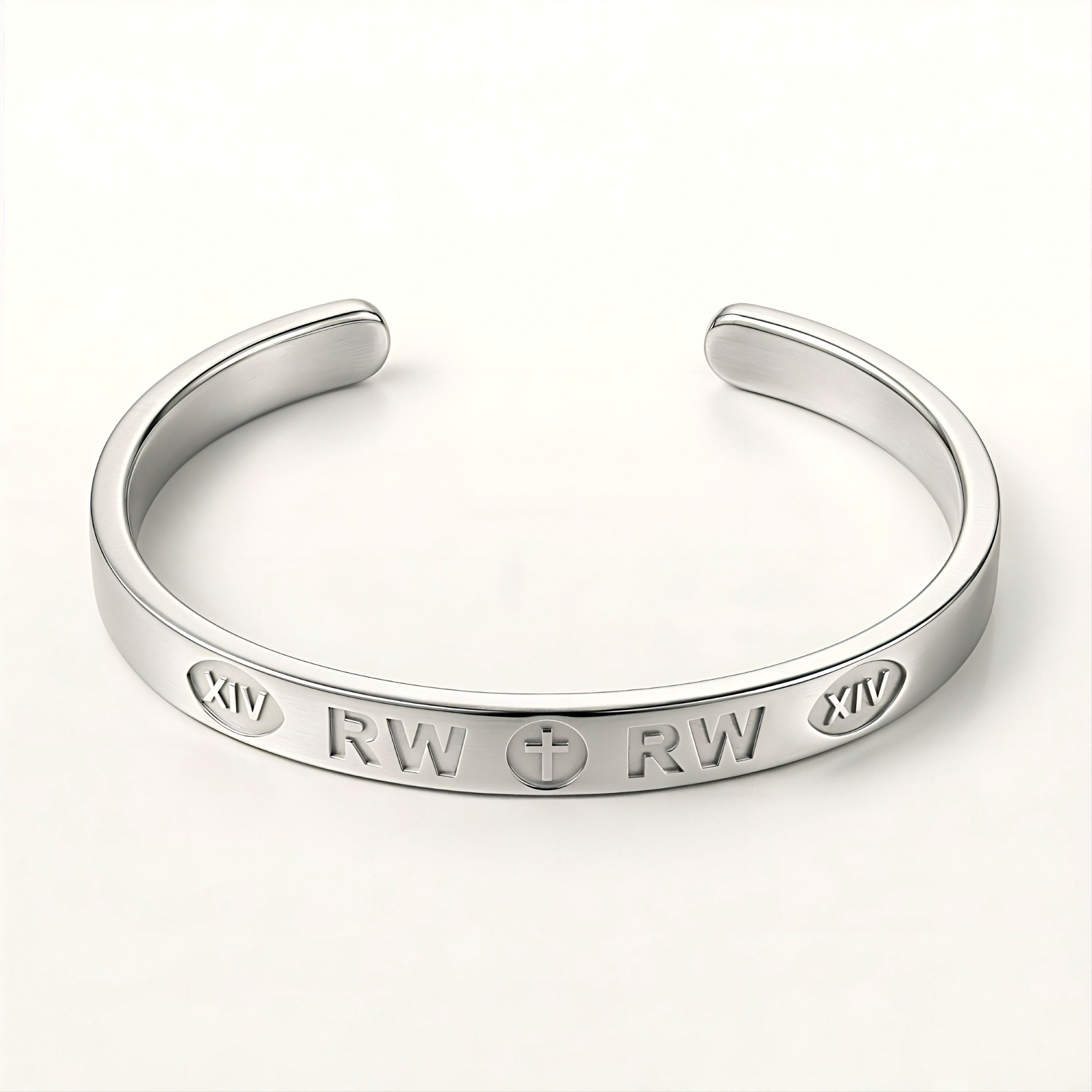 Brazalete de plata de ley Lineage